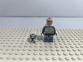 LEGO Starwars:  Clone Trooper, 104th Battalion Wolfpack from 7964 (Slight Crack)