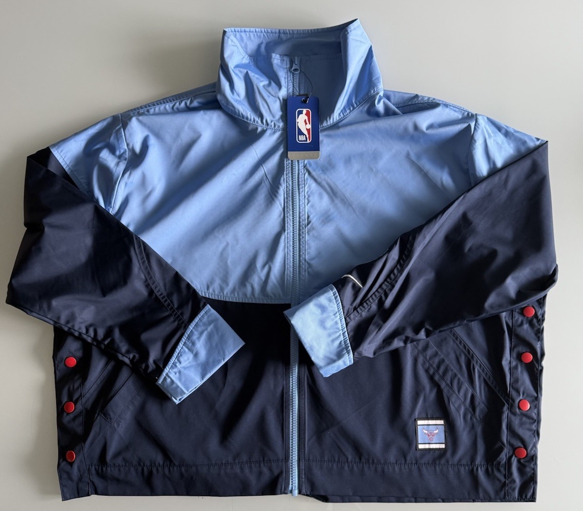 SACAI X NIKE Maglione donna nuovo grande Nike Chicago Bulls City Flag giacca a vento con cerniera