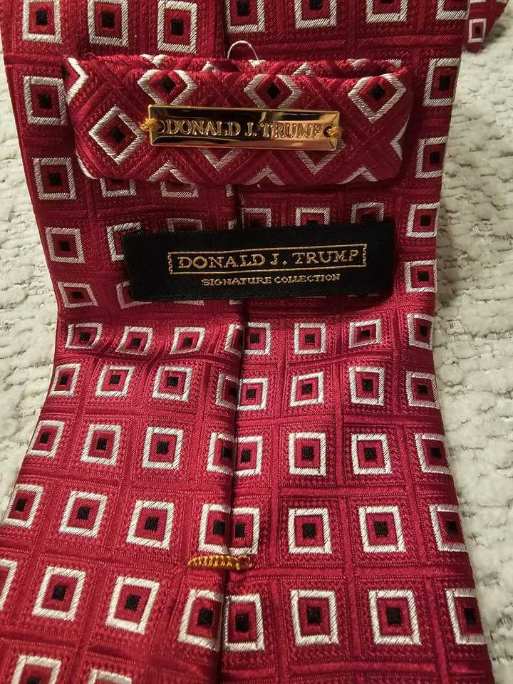 Donald J Trump Signature Collection Tie Red Plaid Men's 100% Silk Luxury Necktie - Image 3 of 4