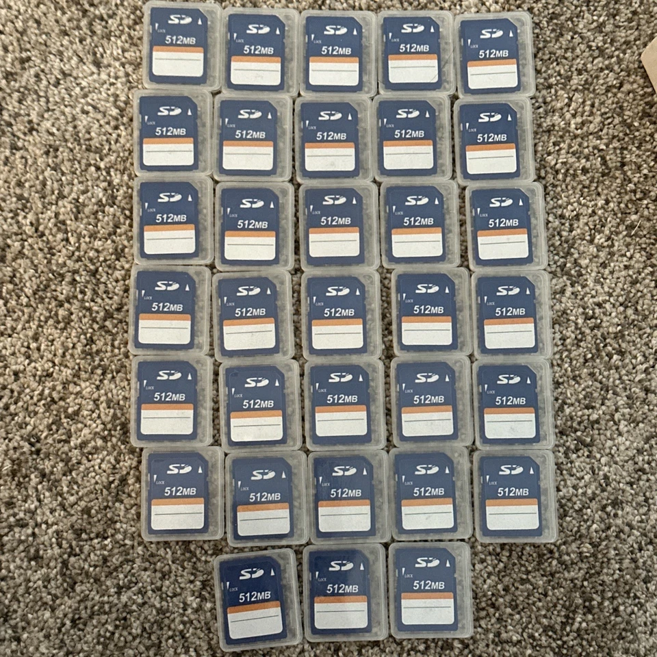 Lot Of 33 SD 512MB MEGABYTE Camera Memory Cards Preowned Never Used - image 1 of 1