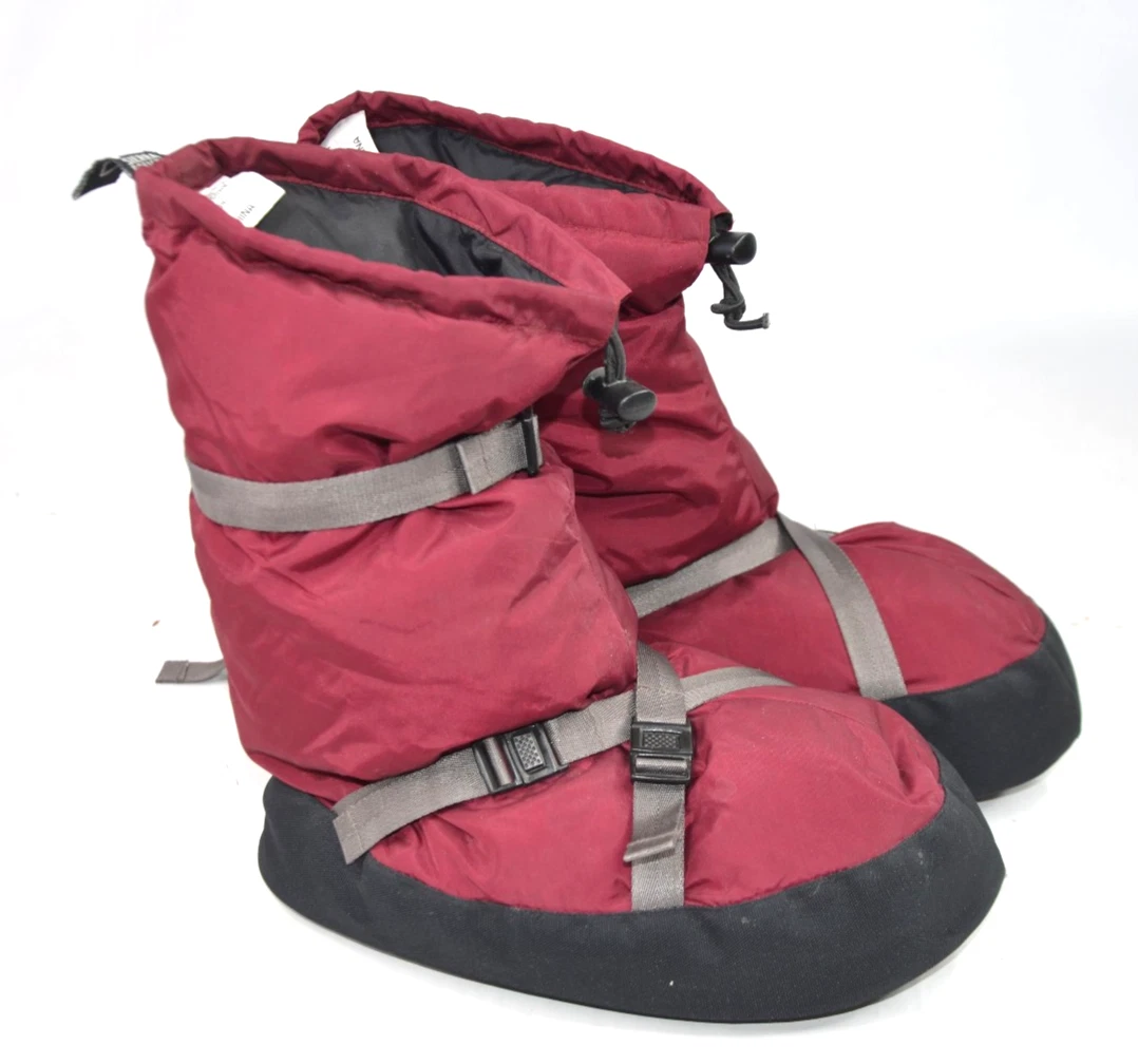 SIERRA DESIGNS UNISEX DOWN BOOTIES Fill Duck Maroon sz S W's 5-8.5 Camp Shoes