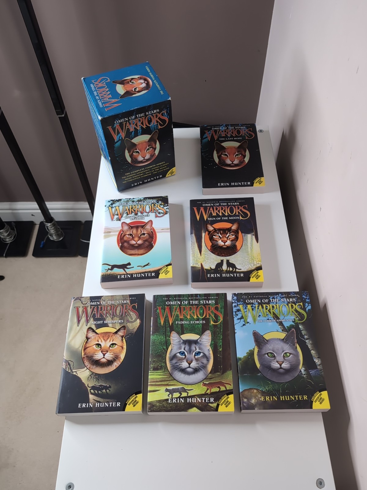 Warriors Omen of the Stars Box Set Volumes 1-6 Erin Hunter 2013 Complete Series4