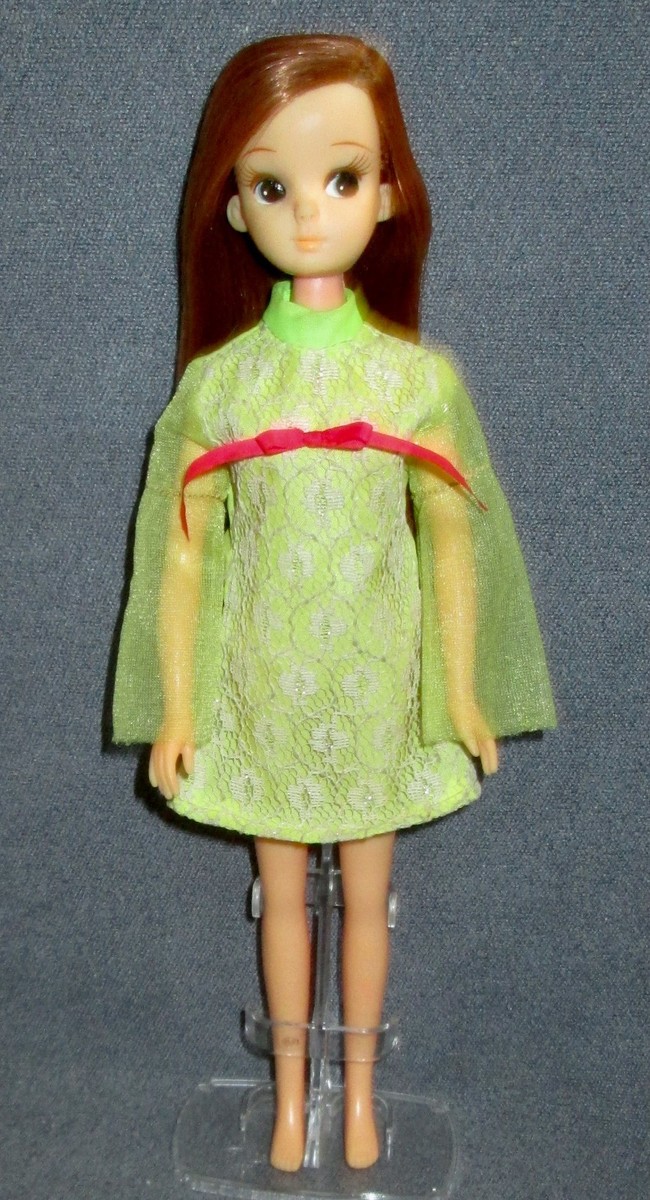 ・Girl with doll・１９７４年ー１９７８年・１３cm・ＲＣ・ s-l1200.jpg