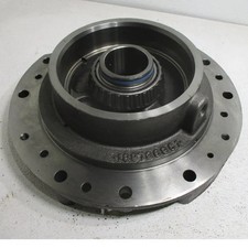 Used Differential Bearing Retainer - Right Hand Fits Case Ih Fits New Holland