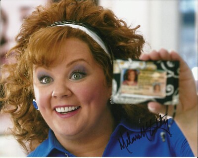 MELISSA McCARTHY SIGNIERTES IDENTITÄTSDIEBFOTO