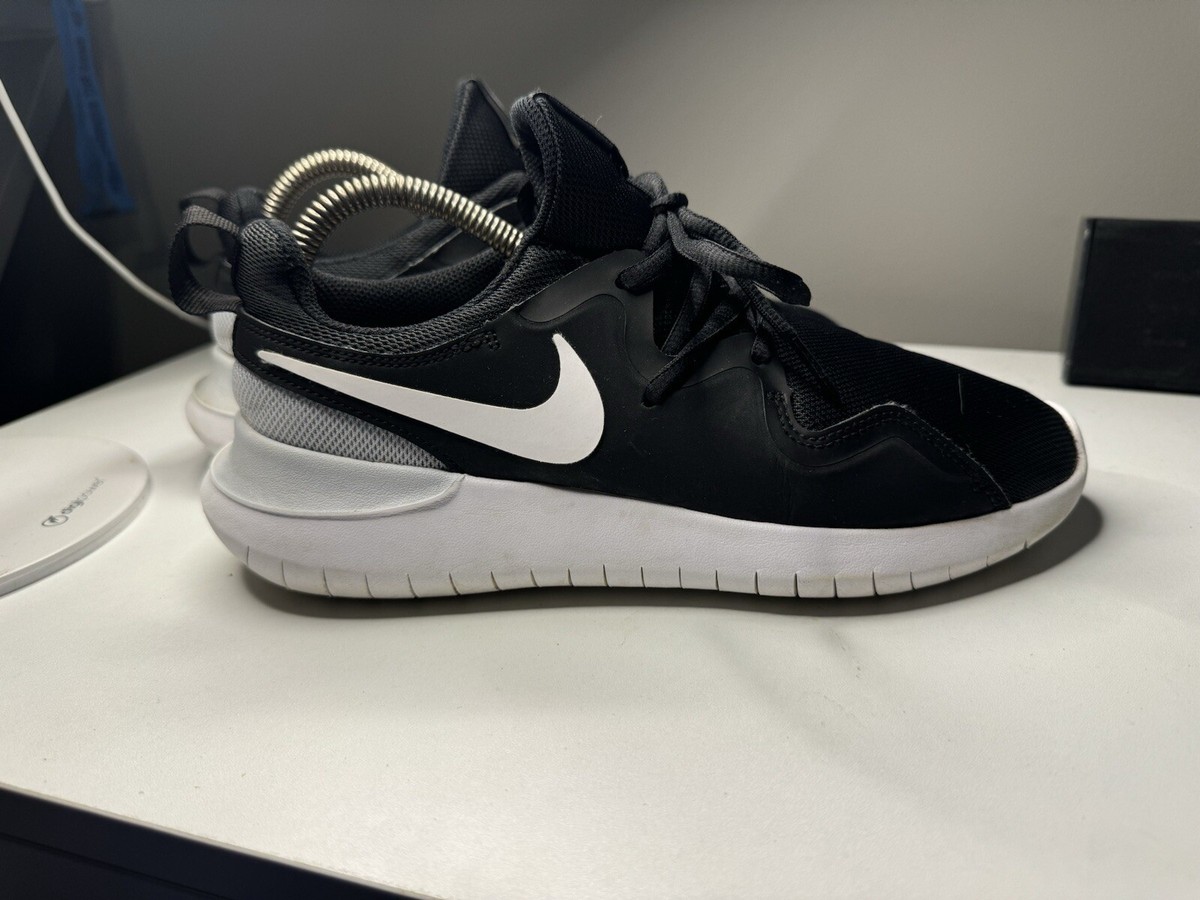 nike tessen aa2172