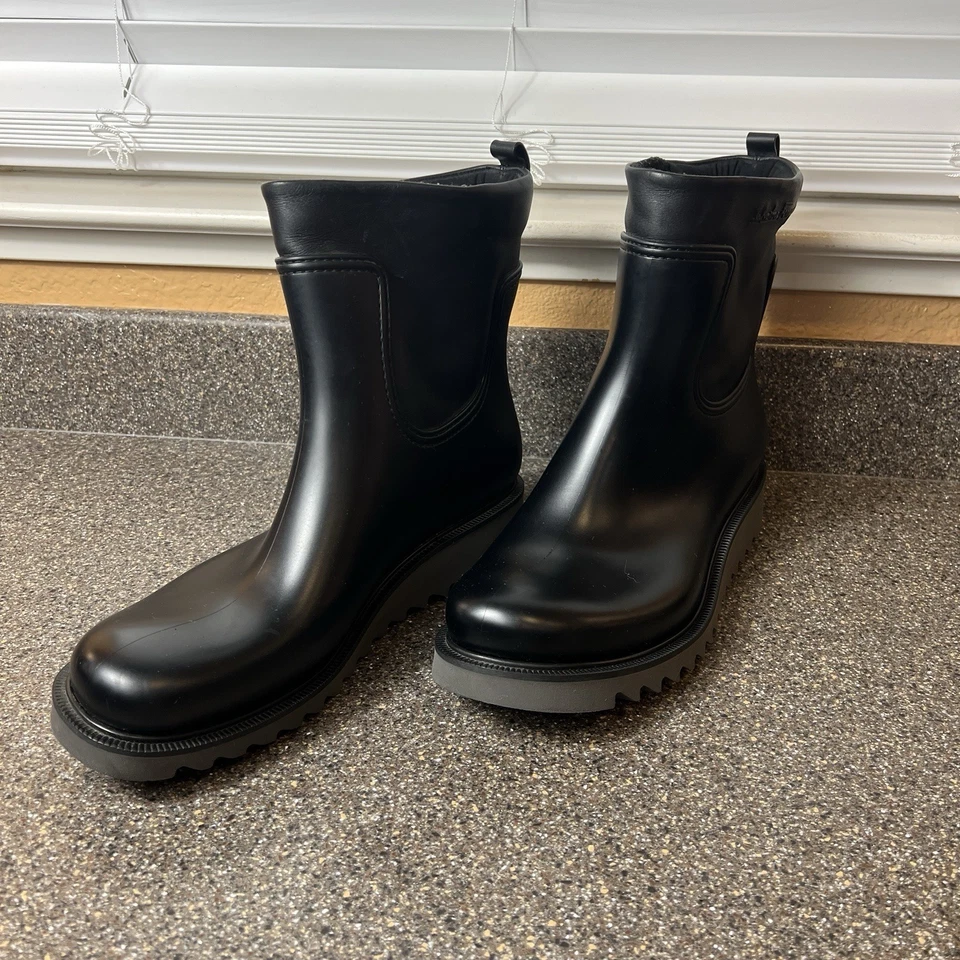 Salvatore Ferragamo Men's 11 M Black Rubber Rain Boots Wellies Lugged MSRP $595 - Image 3 of 4