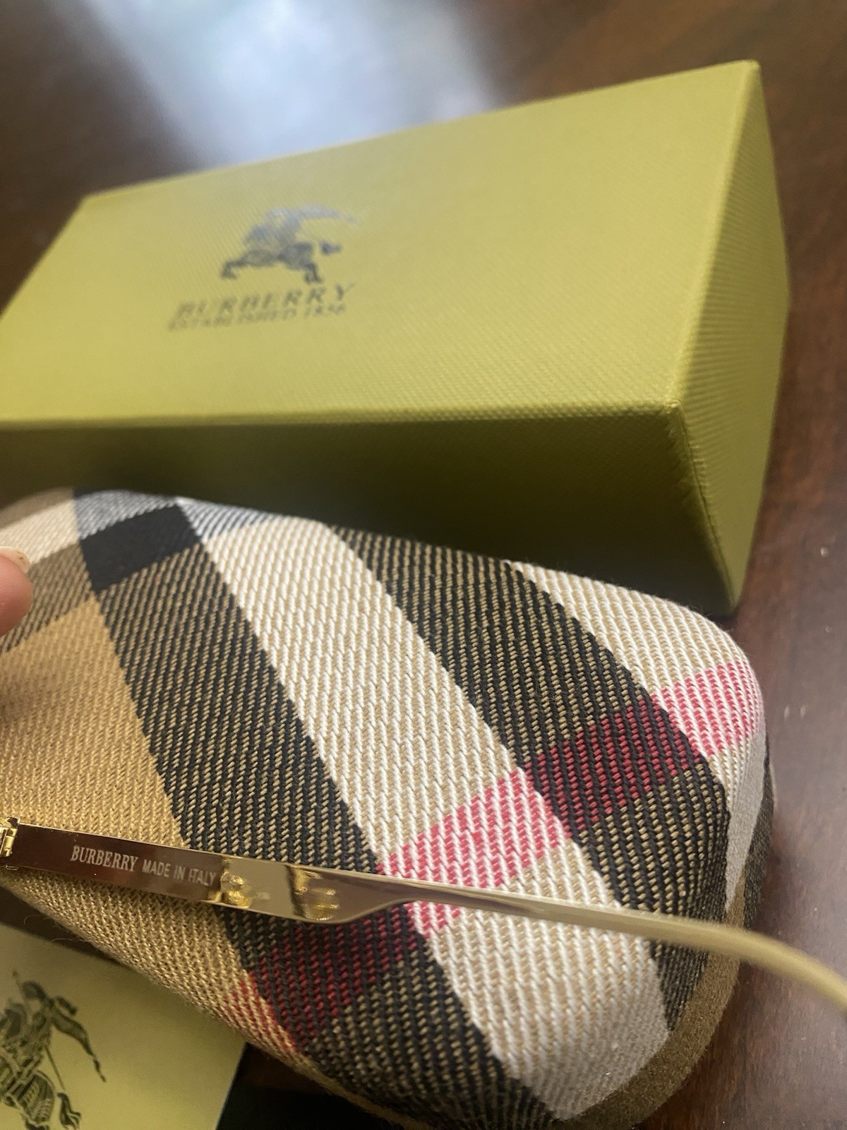 Burberry Sunglasses Hard Case. Aviator Style. Brown Hard Case with Cloth & Box thumbnail 9