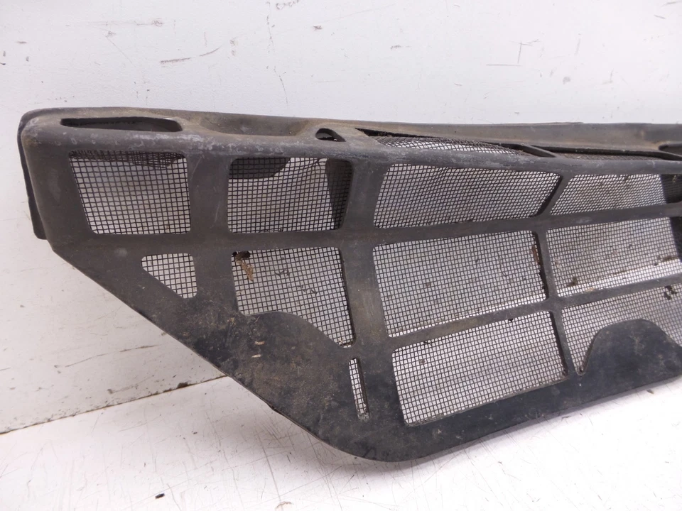 82-92 Camaro Firebird Trans Am GM Original Capucha Frontal Ventilación Parrilla GM 20201246 Foto 2 de 4