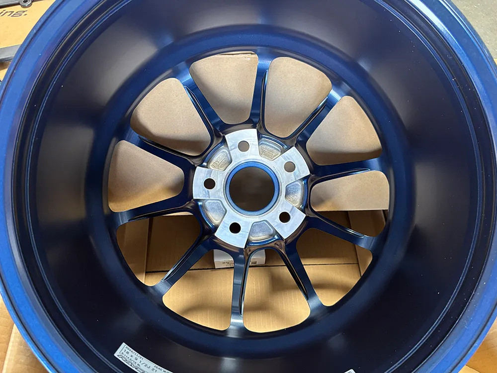 Rays ZE40 Mag Blue Wheel 18x9.5 +21 5x114 for GTR R32 R33 R34