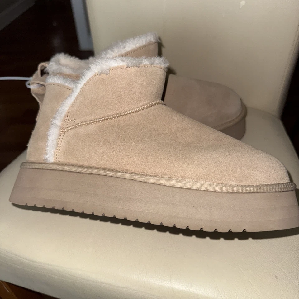 Women's Kookaburra By UGG Woman’s Kooks Ultra Mini Platform Ankle Boots Size 10 - Image 2 of 4