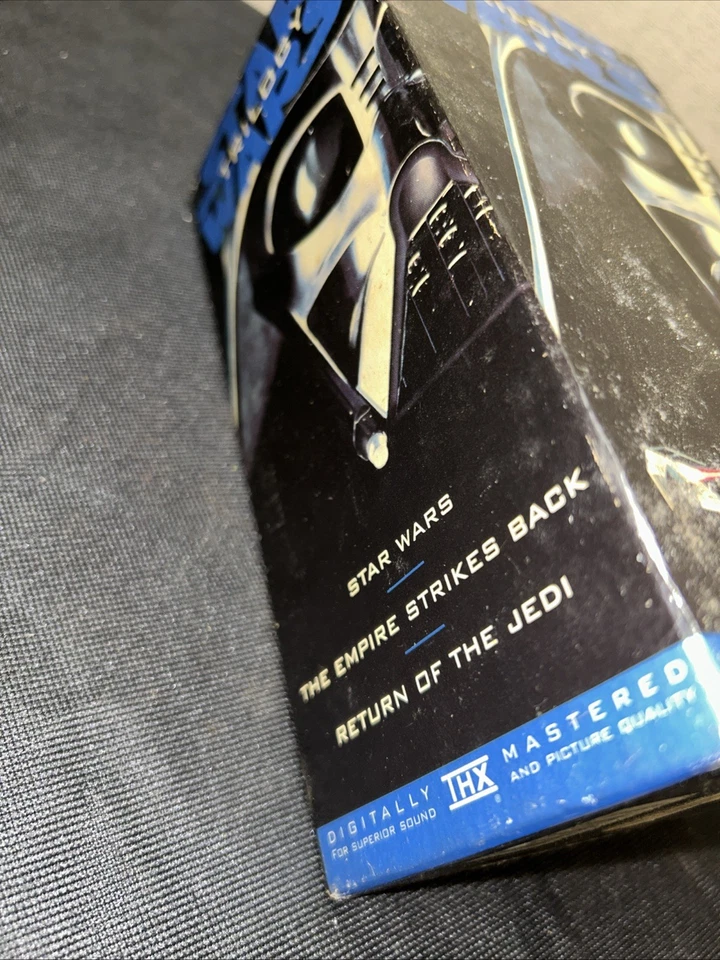 Star Wars Original Trilogy VHS Box Set 1995 - Image 2 of 4