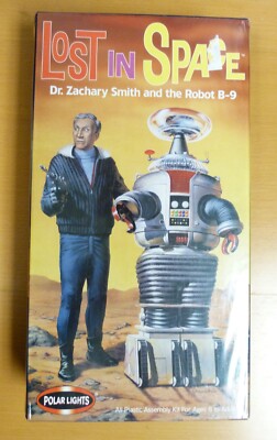 Polar Lights - Lost in Space Dr Zachary Smith & B-9 Robot - NEW - Factory Sealed