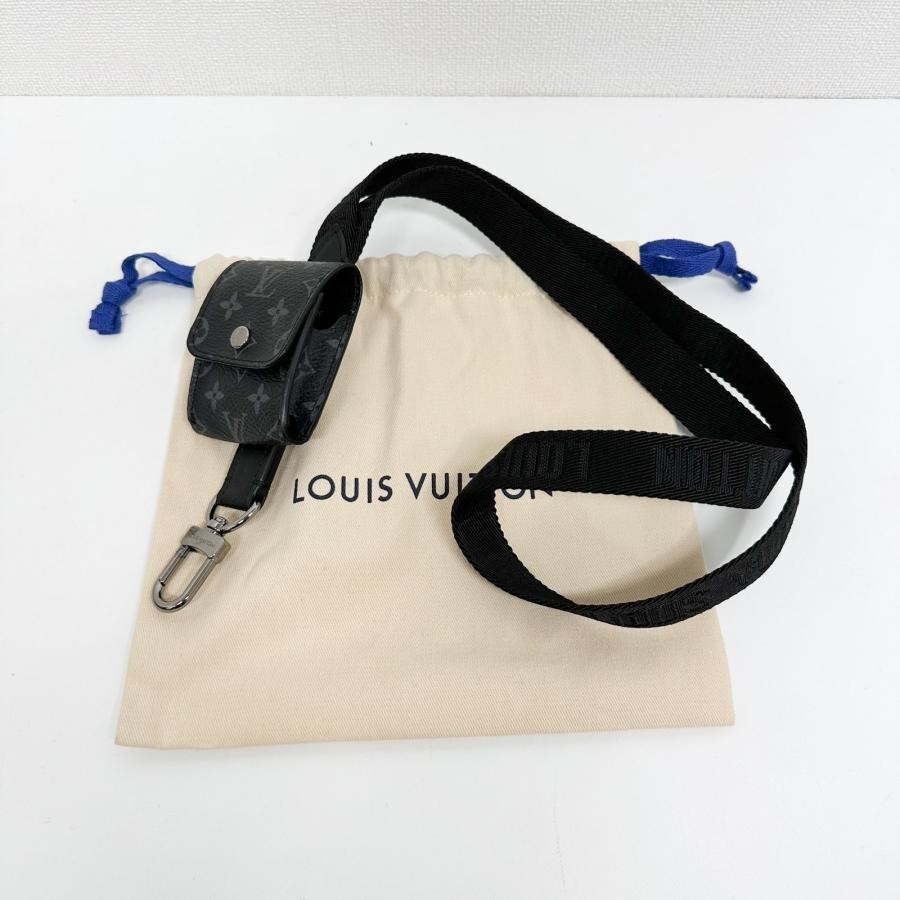 LOUIS VUITTON ブラック Airpods ケース　ランヤード Louis Vuitton Monogram Eclipse Earphones Airpods Case Larnyard