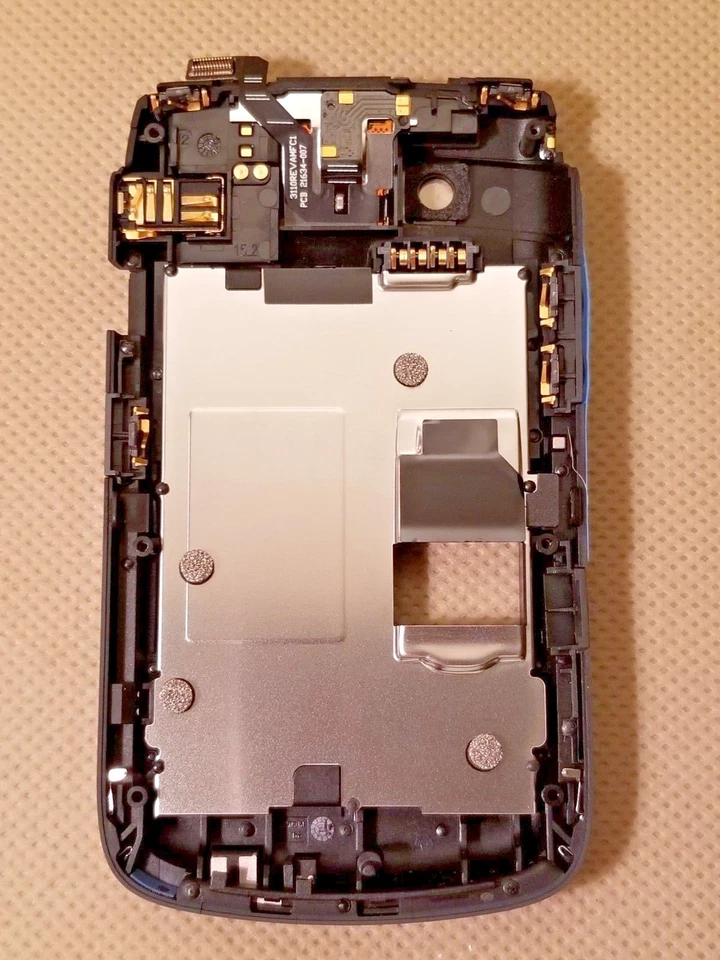 Nuevo Blackberry OEM Marco Medio Placa Trasera Auriculares Conector Botones para BOLD 9780 Foto 2 de 4