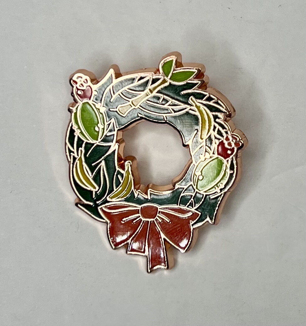 2023 Disney Parks Mystery Christmas Wreath Pin NEW - Jungle Book