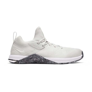 womens flyknit metcon