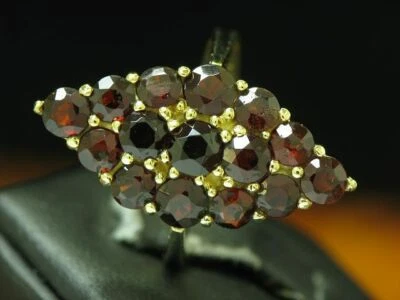 8kt 333 Gelbgold Ring mit 3,15ct Granat Cluster Besatz / 4,2g / RG 51 - Bild 1 von 4
