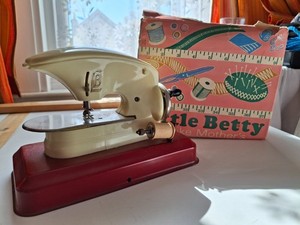 Little Betty Sewing Machine | eBay