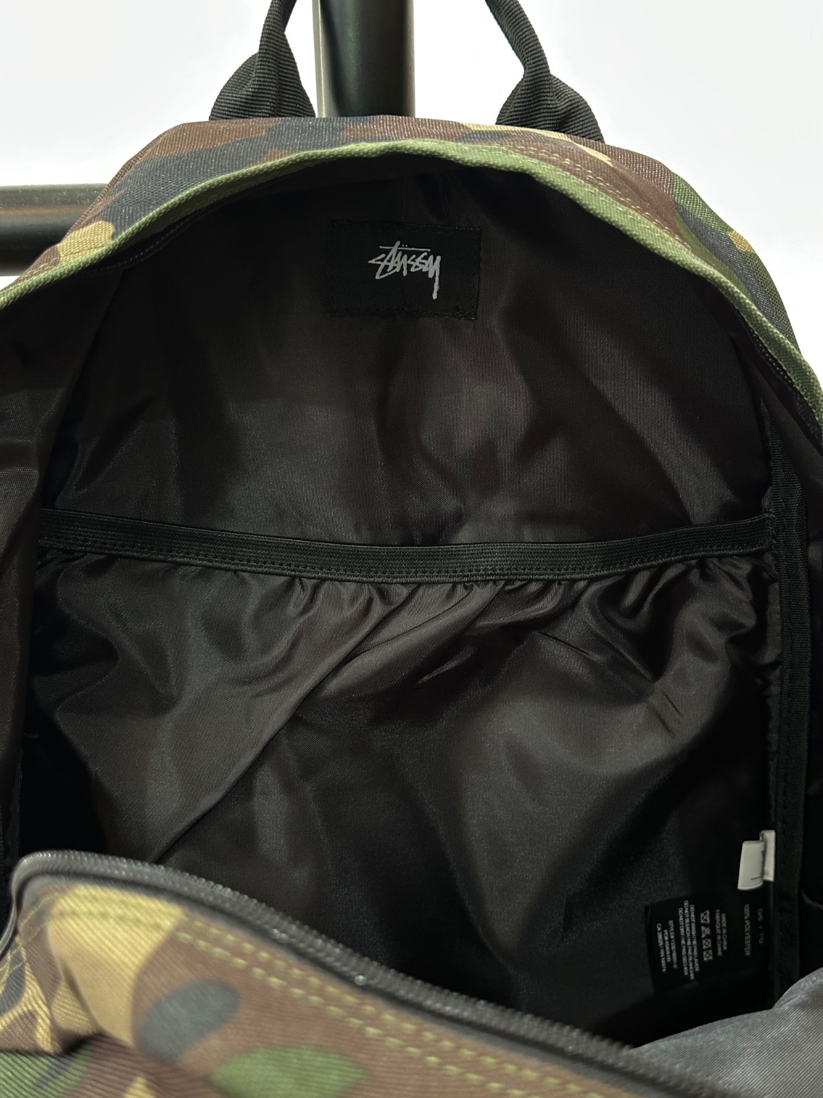 Stussy Stock backpack - Woodland Camo (Medium backpack with laptop storage) image 5