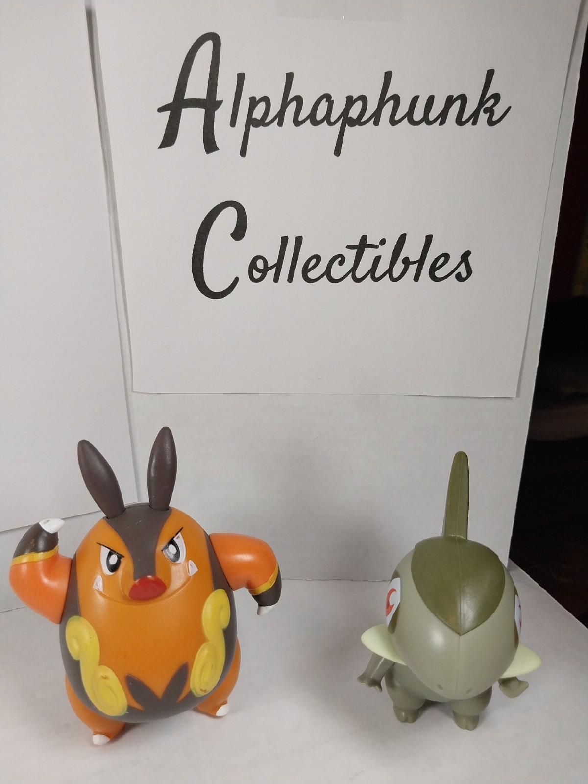 Lot of 2 McDonald's Pokemon Figures (2012) Pignite & Axew Nintendo Toys