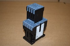 Siemens Sirius Contactor Relay 3RH2131-2VB40 w/ Auxiliary Switch 3RH2911-2GA40