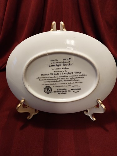 Thomas Kinkade's Lamplight Village Collector Plate Lamplight Brooke 1st Issue - Picture 4 of 5