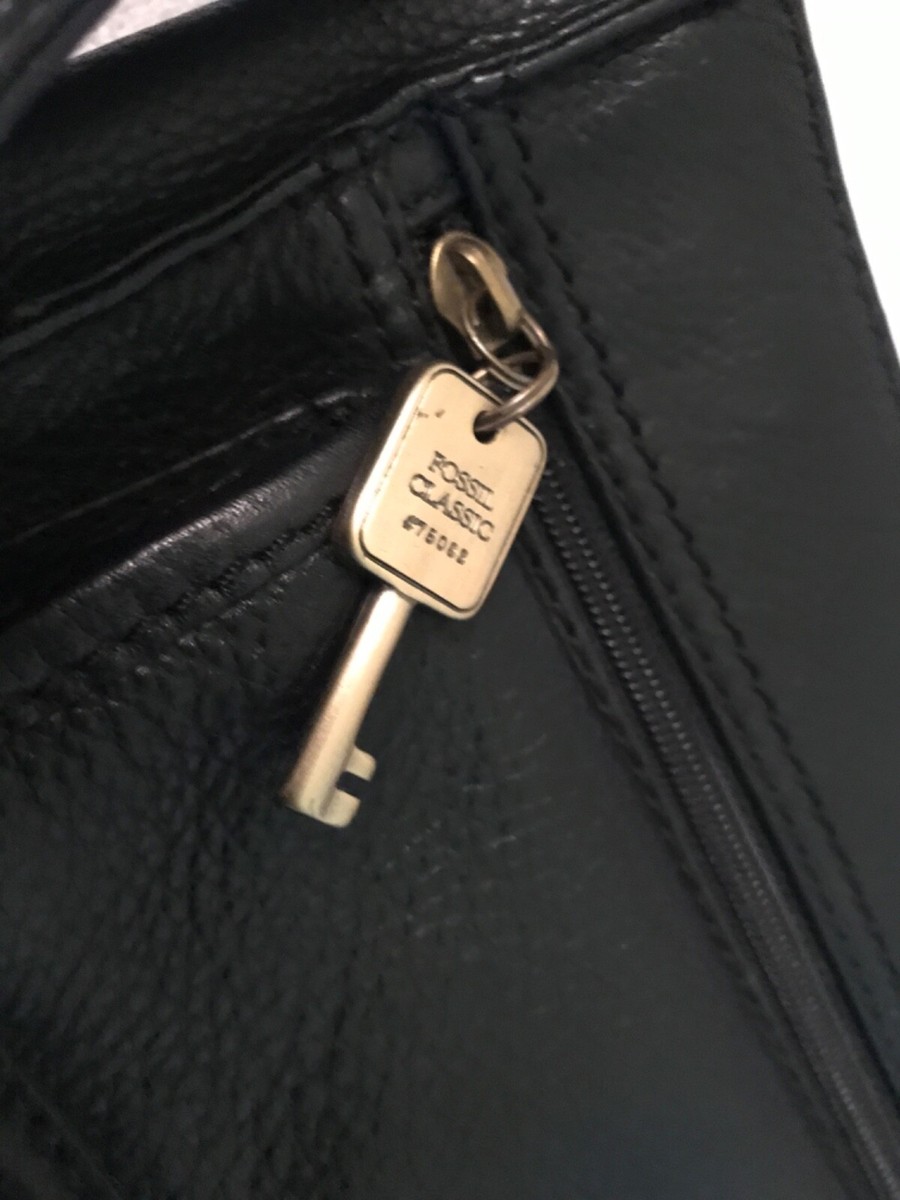 Vintage 1994 Fossil Classic #75082 Black Pebbled Leather