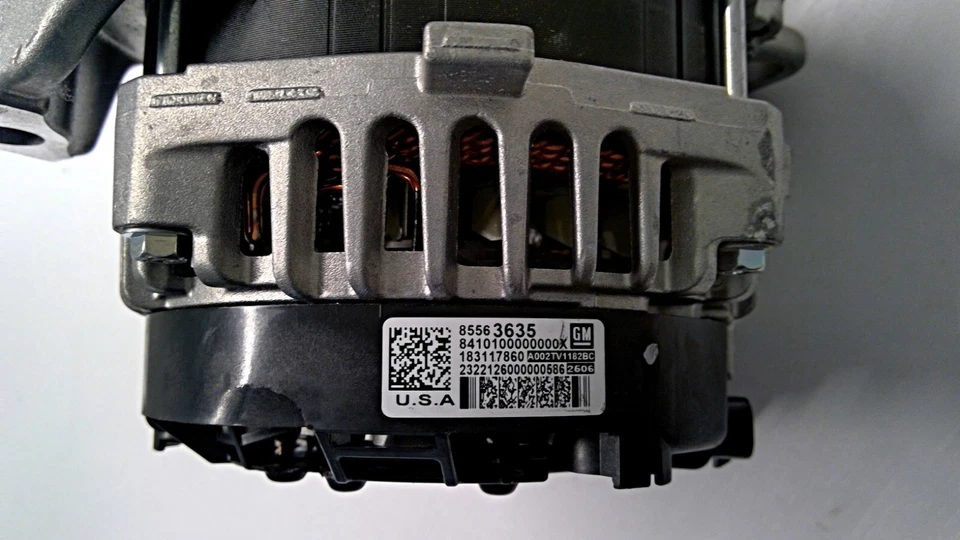 Alternador OEM GM 20-22 SIERRA & SILVERADO CONJUNTO 6,6 L #85563635# Foto 3 de 4