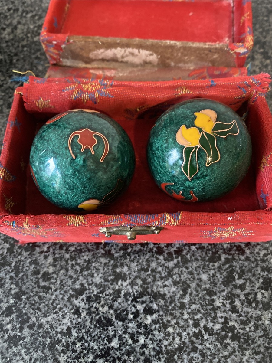 Chinese Stress Relief Therapy BAODING BALLS- IRON BALL DIRECTION