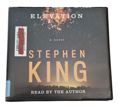 Elevation Audiobook by Stephen King 2018, Compact Disc, Unabridged Edition 3 CDs