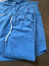 FIGS Scrub Set S TOP Capri Blue Rafaela Top Zamora Jogger Pants Medical MD M