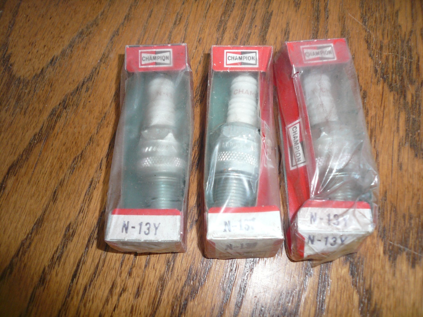 Champion Spark Plugs N-13Y Qty 3  NOS Champion NEW, Old Stock - 2/6