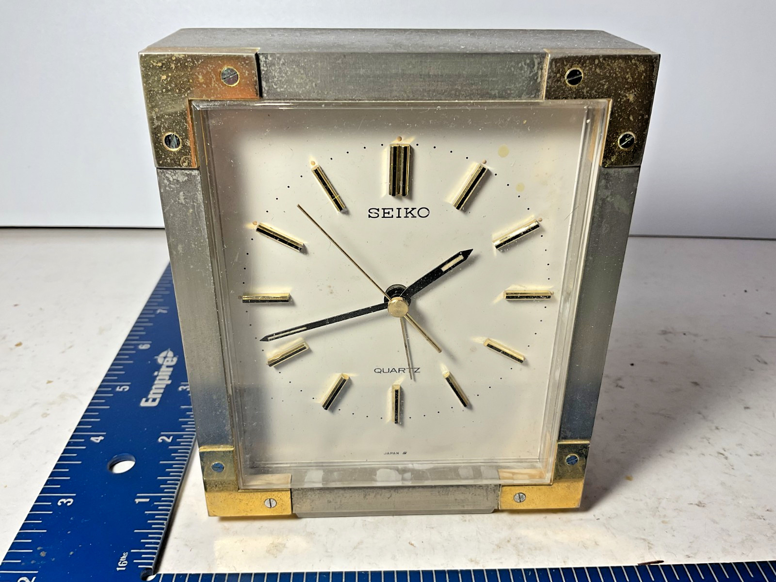 Vintage Seiko Quartz Alarm Desk Mantel Clock Japan Silver Gold Tone MCM photo Vintage Seiko Quartz Alarm Desk Mantel Clock Japan Silver Gold Tone MCM featured image