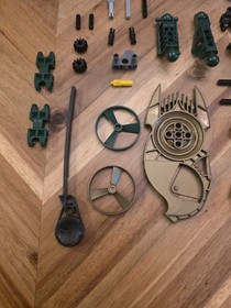 LEGO BIONICLE Toa Iruini 8762 Special Edition Canister Set 2005 - (Incomplete)