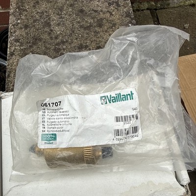 Vaillant Turbo Max Plus 824 828 837 824/2 838/2 E Flasche Luftausströmer 061707 NEU