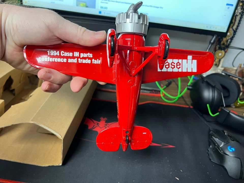 1932 Lockheed Vega Die Cast Airplane Bank St Louis Case Liberty Classics A3 RARE - Image 3 of 4