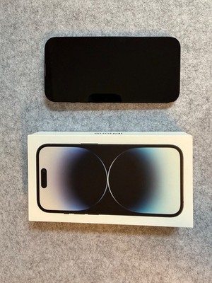 Apple iPhone 14 Pro - 128GB - Space Schwarz (Ohne Simlock, eSIM) + 2 Cases