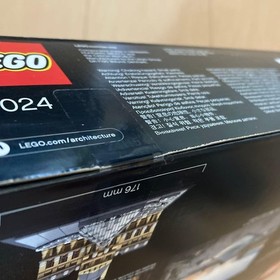 Lego 21024 Architecture Louvre Japan New