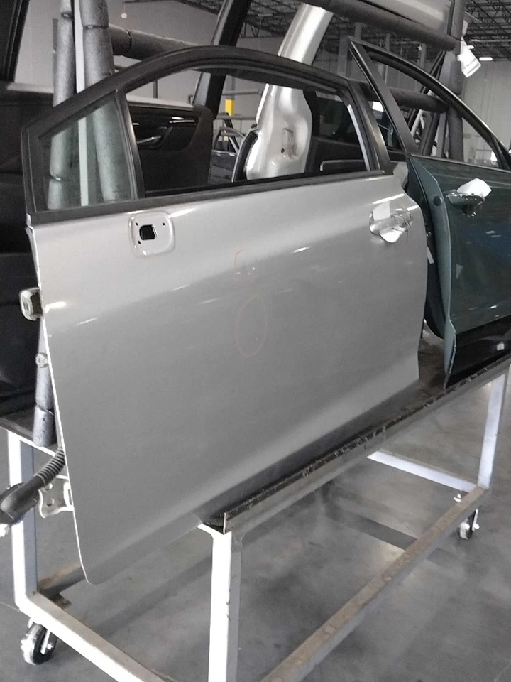 Conjunto de puerta delantera izquierda usado se adapta a: Honda Civic 2012 CPE eléctrico con aire acondicionado para Foto 2 de 4