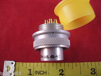Amphenol C106-14S-6S-92 Circular Connector Plug Socket 6 pin Wall Receptacle New