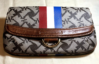 juicy couture dog clutch vintage and rare very nice bag