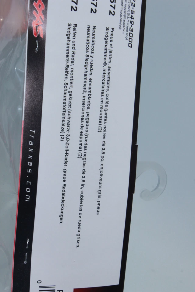 TRAXXAS TRX 9572  Sledgehammer Reifen 3.8 auf Felge mit Abdeckung grau Sledge - Bild 3 von 4