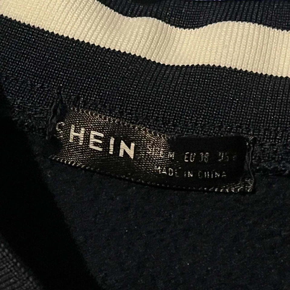 Chaqueta Universitaria SOLY HUX Niño Letra Chaqueta Abrigo Estampado Blanco y Negro Foto 2 de 3