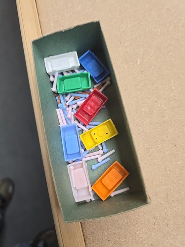 De colección Milton Bradley 1960 El Juego de la Vida Peones Coches Pieza de Repuesto - Imagen 2 de 4