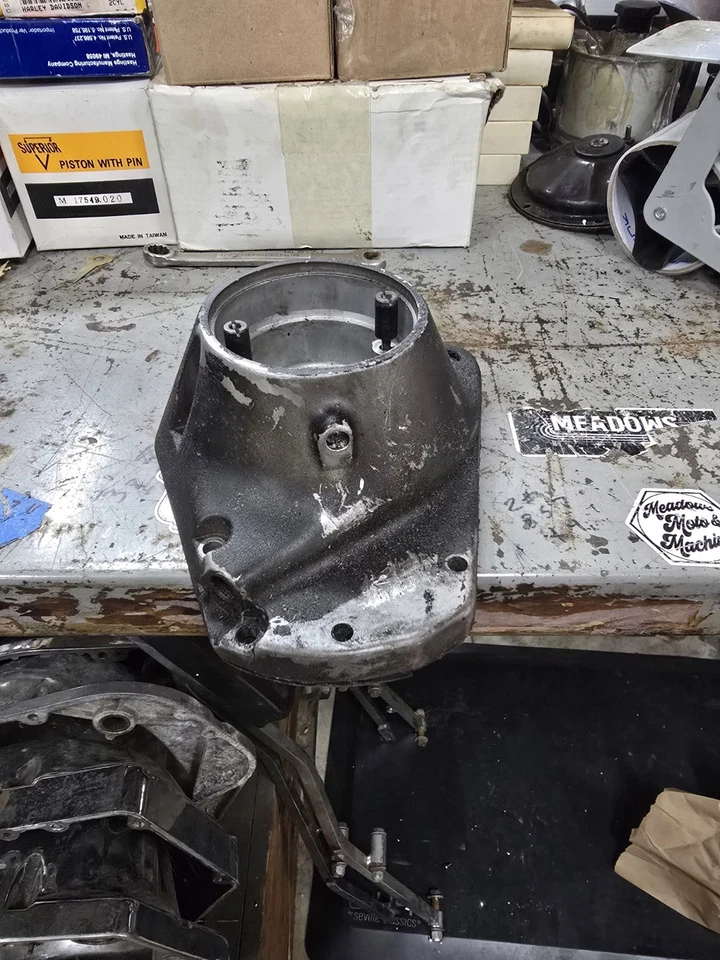 Harley Davidson Shovelhead nose cone cam cover FLH FX FXRT Harley FXR 25214-82 - Image 3 of 4