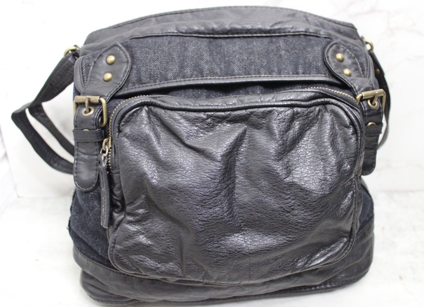 Converse One Star Black Leather Shoulder Crossbody Hobo Purse thumbnail 10