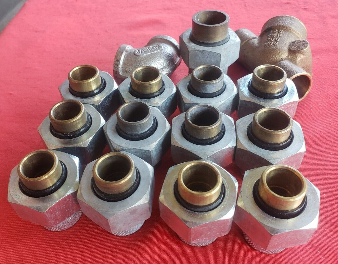WATTS 12 Dielectric Union 1/2" Female Iron Pipe Thread x CTS Solder Joint +XTRA