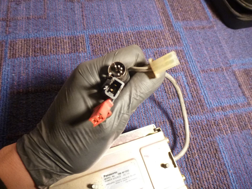 Honda Goldwing GL1200 Panasonic стерео источник питания усилитель RM-M1100 - Изображение 4 из 4