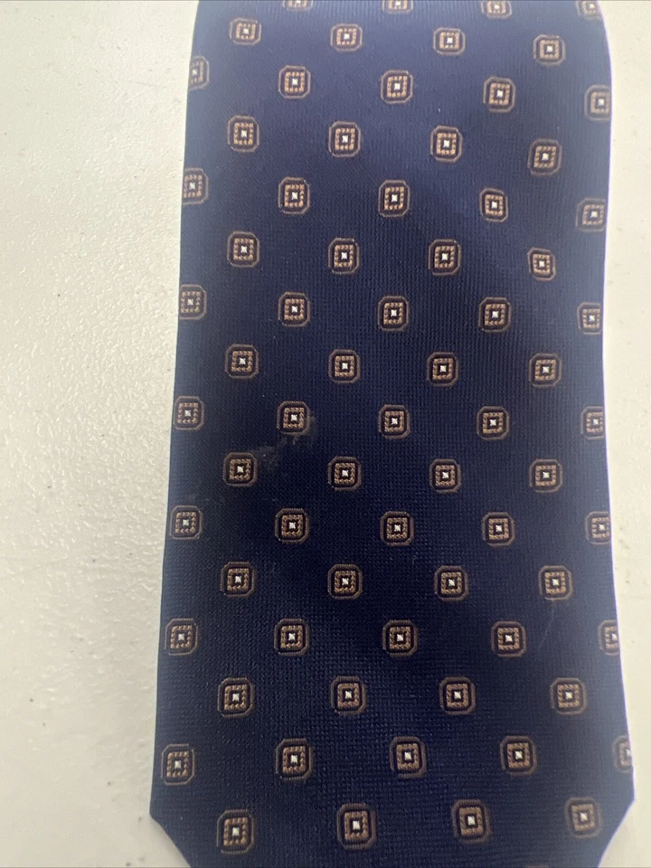 Corbata de cuello de seda geométrica azul marino y marrón Michael Kors para hombre $108 Foto 3 de 4